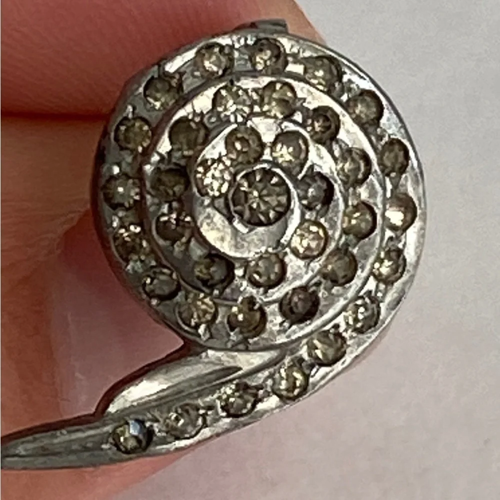 Vintage Art Deco Rhinestone Silver Earrings Swirl Clip‎ On 40s 50s Retro